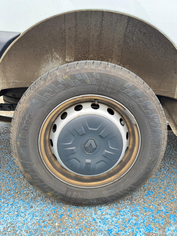 Renault Master — 23