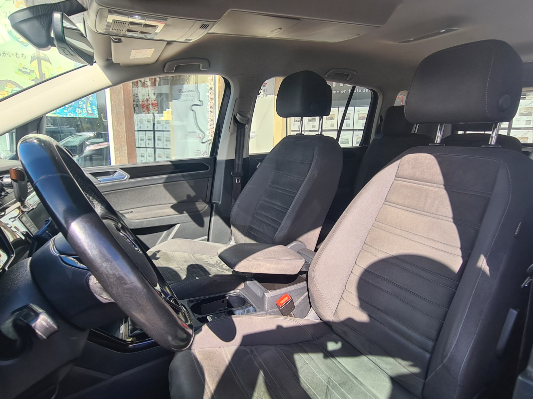 Volkswagen Touran — 26