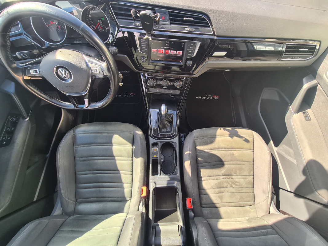 Volkswagen Touran — 27