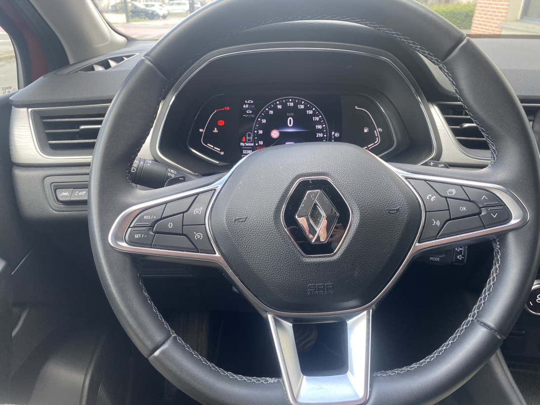 Renault Captur — 10