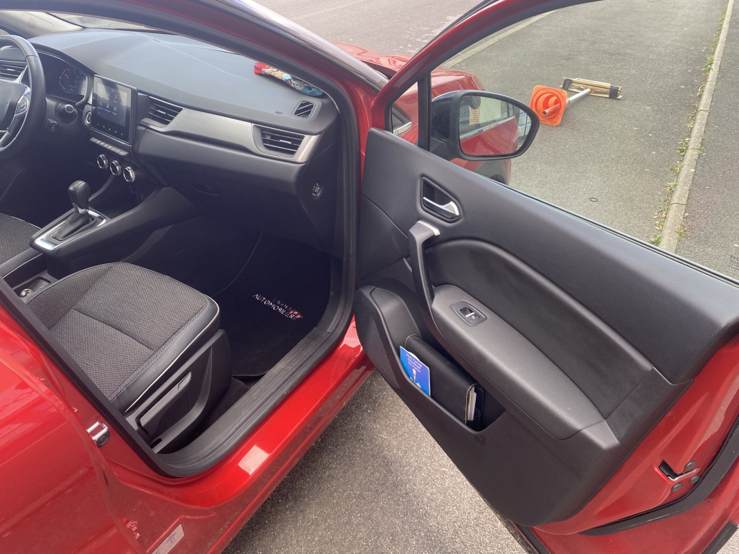 Renault Captur — 18