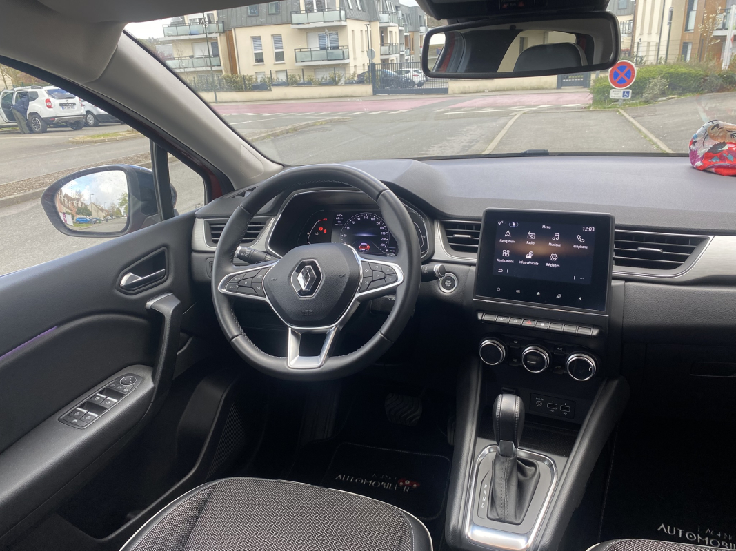Renault Captur — 28