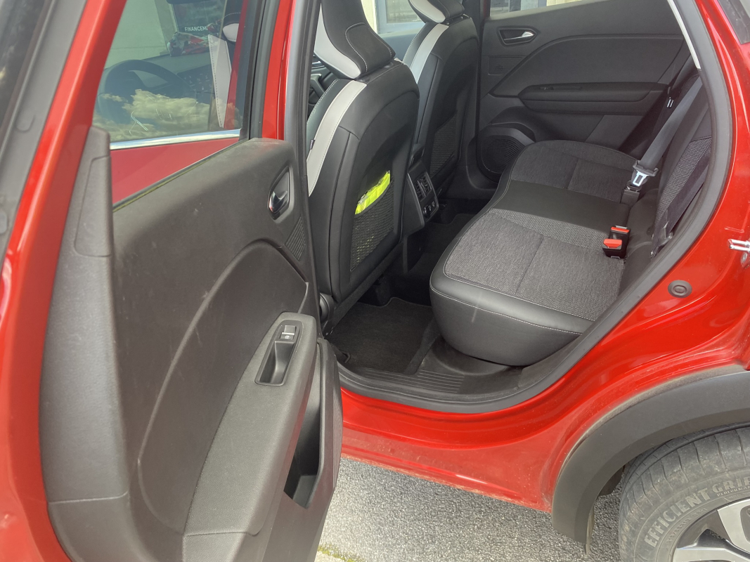 Renault Captur — 19