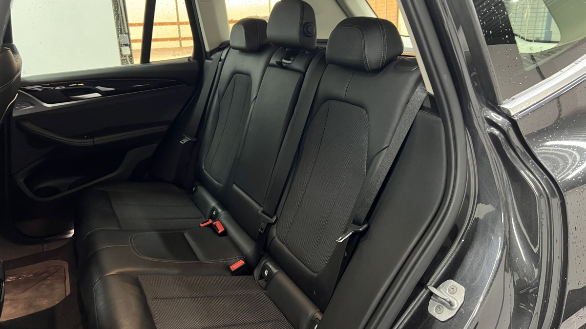Bmw X3 — 16