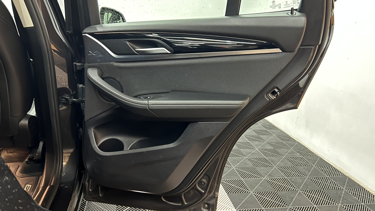 Bmw X3 — 14