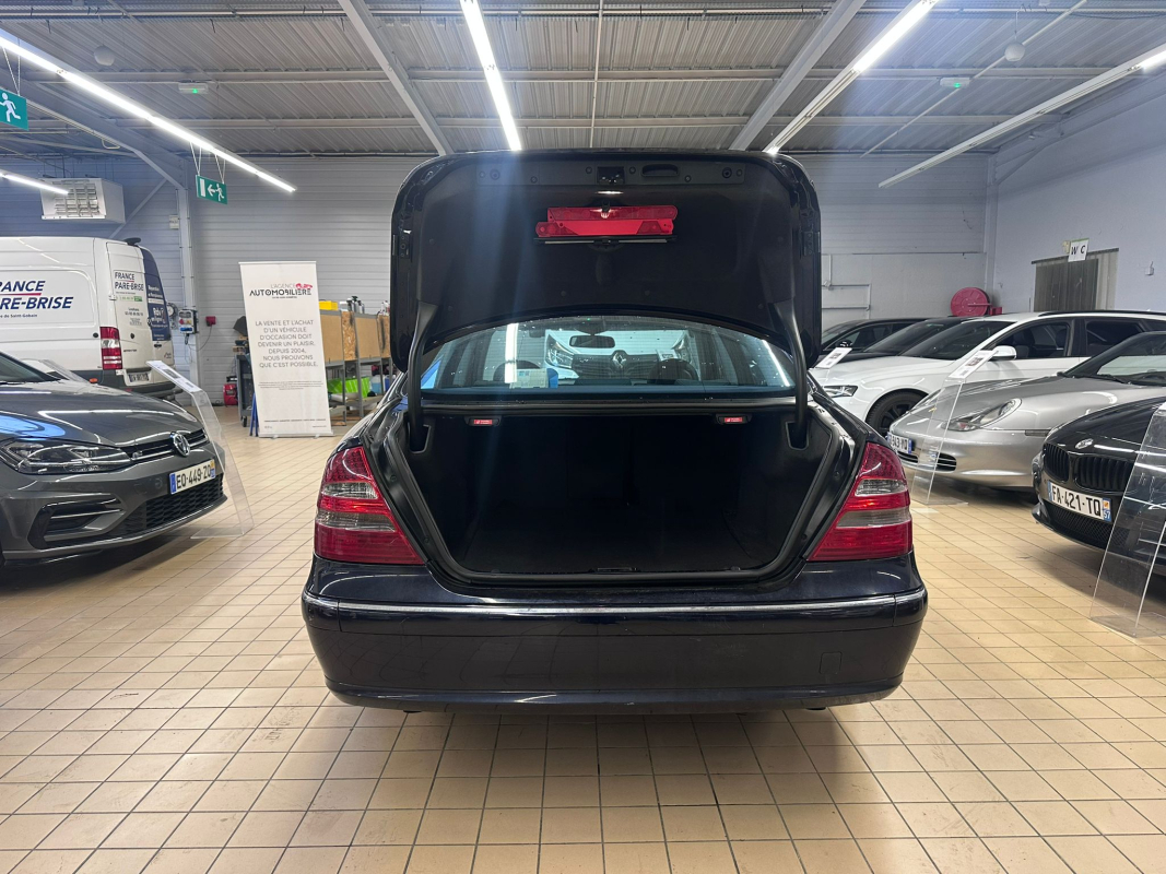 Mercedes Classe E — 11