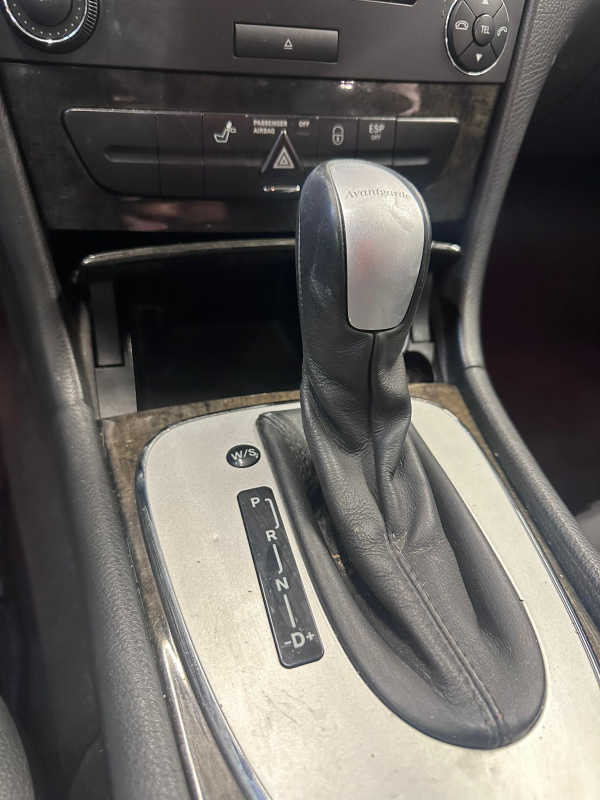 Mercedes Classe E — 26