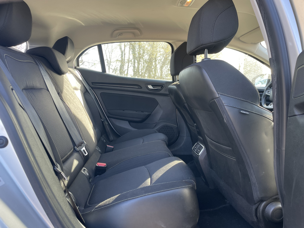 Renault Megane — 13