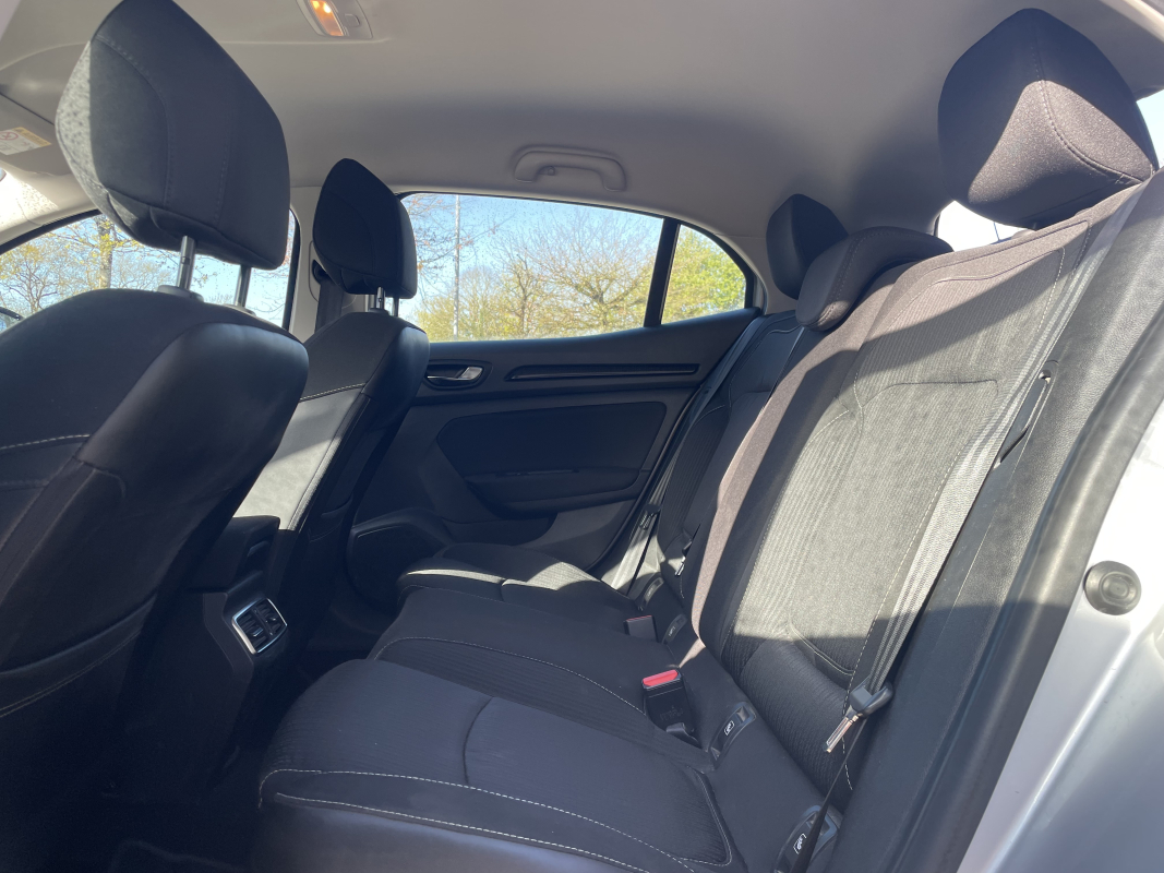 Renault Megane — 14