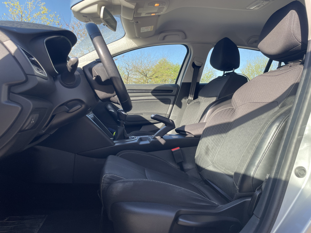 Renault Megane — 11