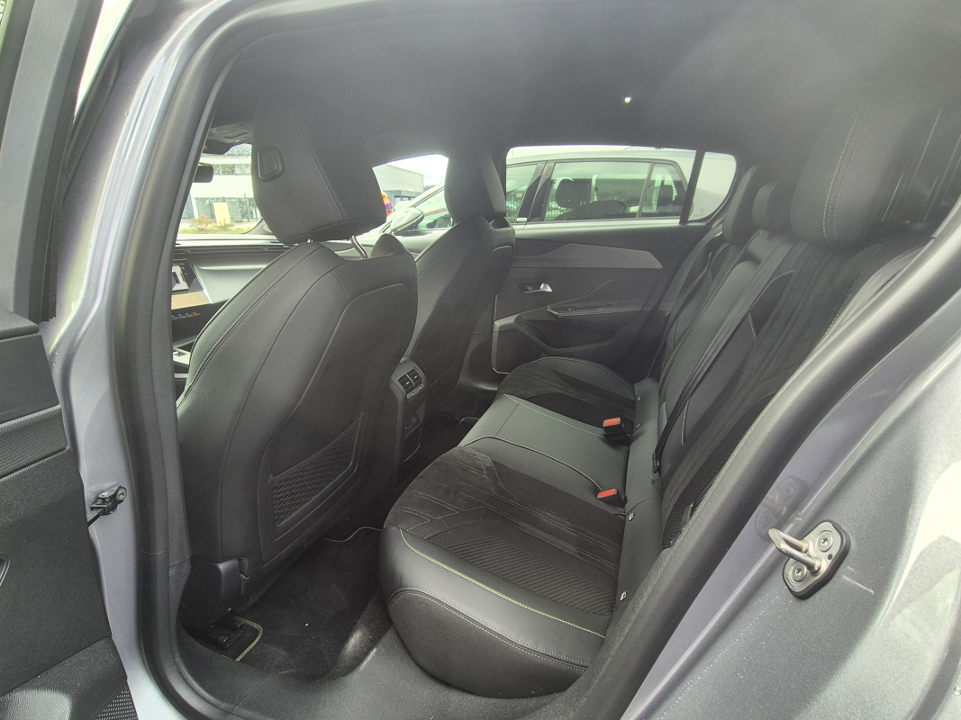 Peugeot 308 — 13
