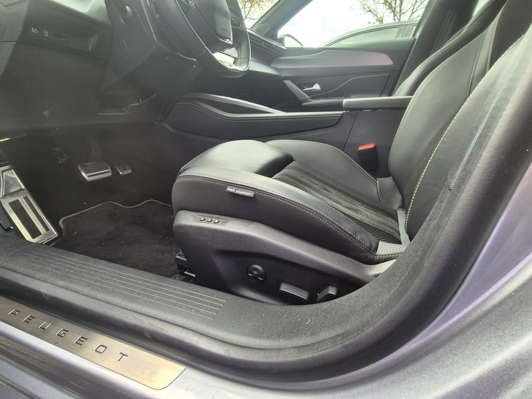 Peugeot 308 — 15