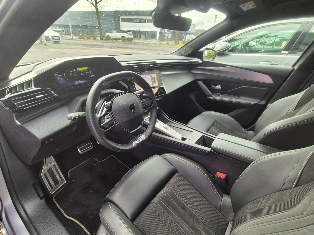 Peugeot 308 — 21