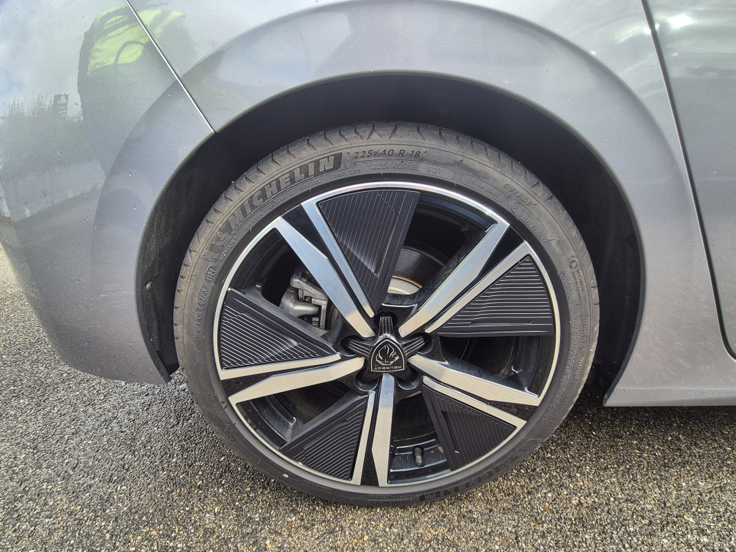 Peugeot 308 — 28