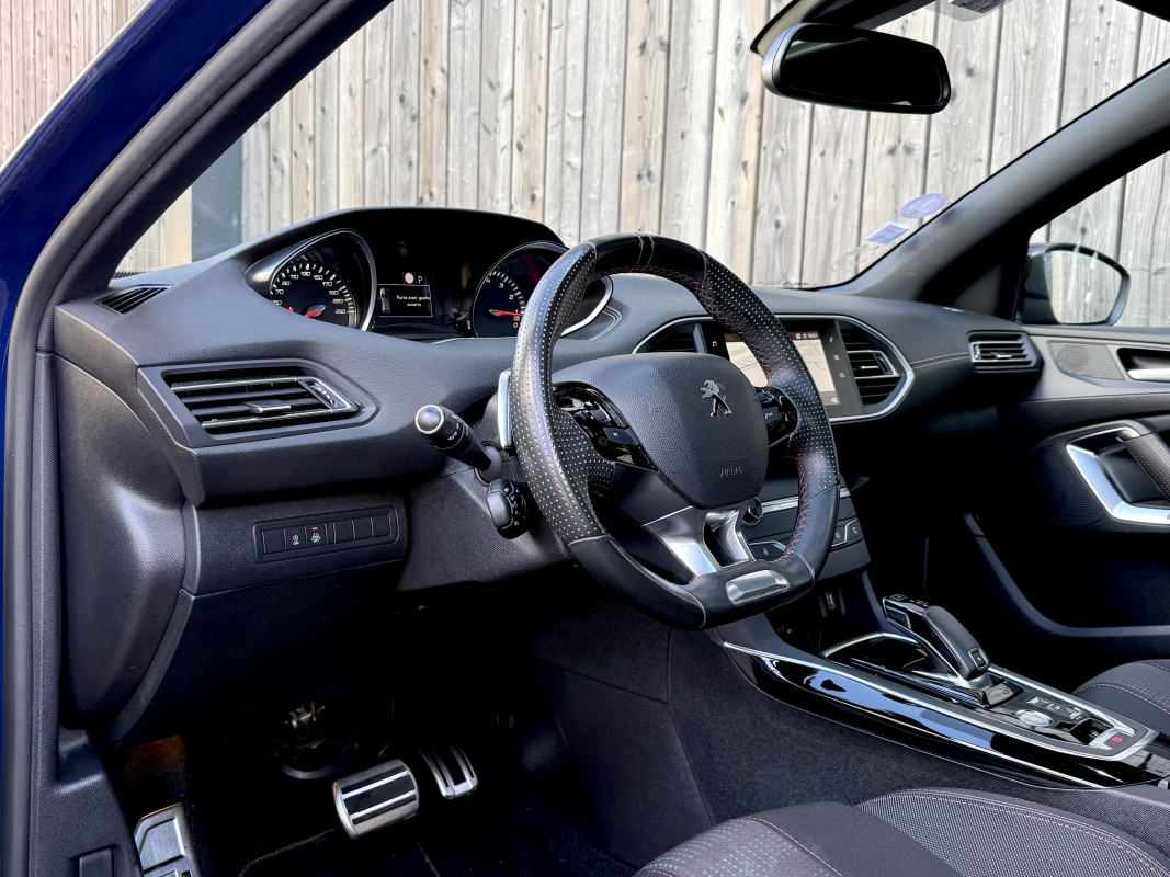 Peugeot 308 — 4
