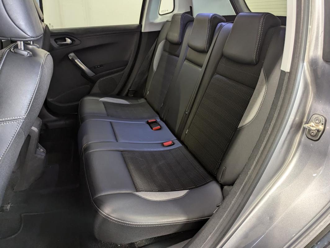 Peugeot 2008 — 10