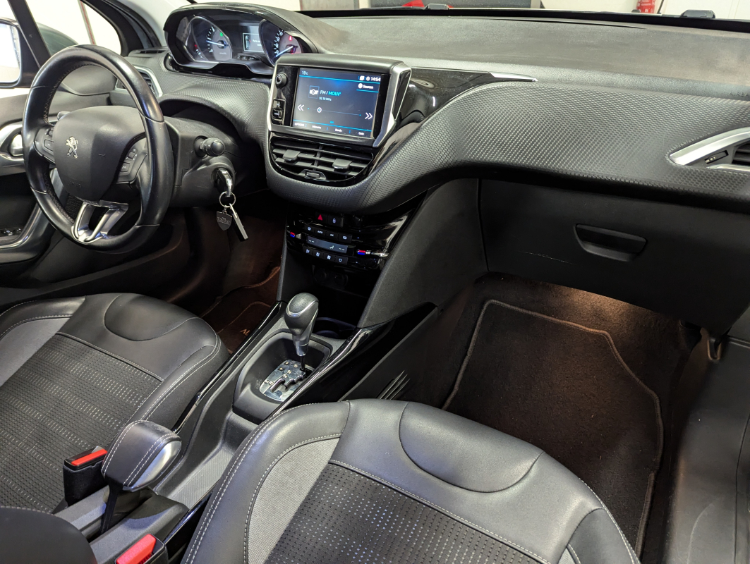 Peugeot 2008 — 9