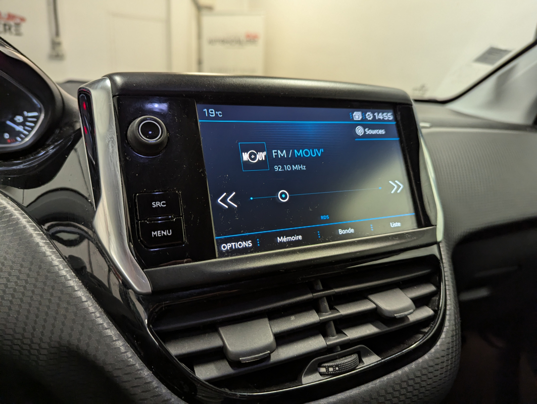 Peugeot 2008 — 13