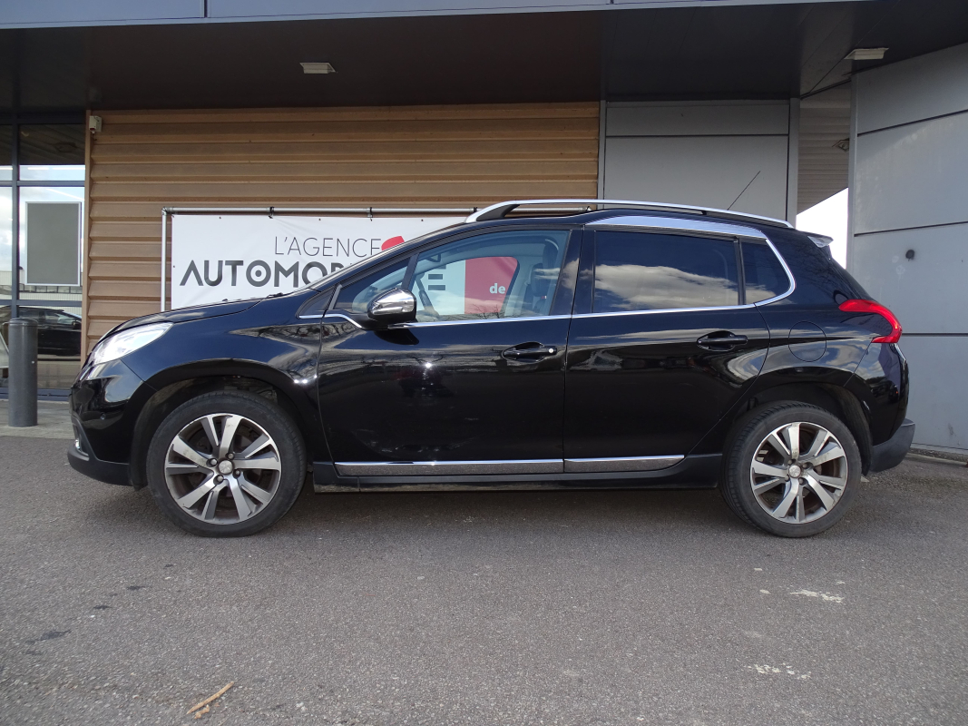 Peugeot 2008 — 11