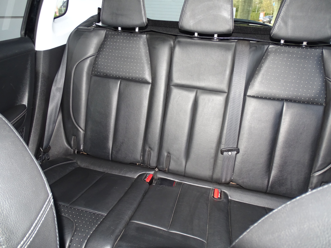 Peugeot 2008 — 14