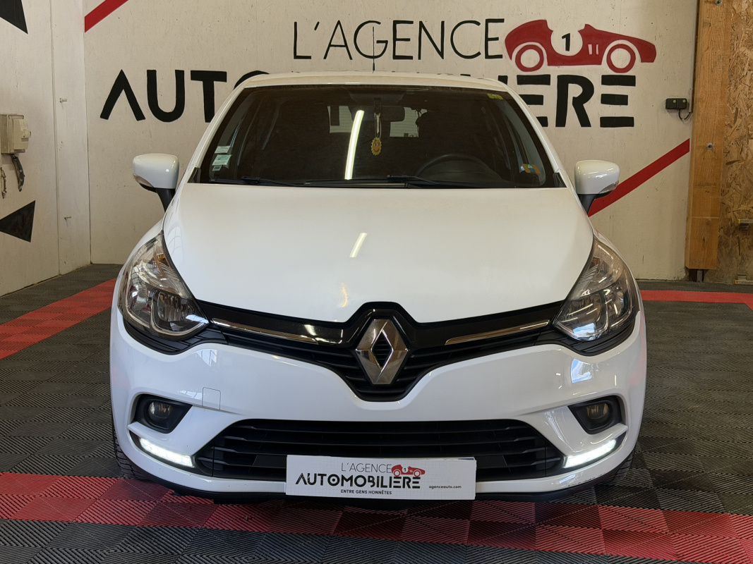 Renault Clio — 7