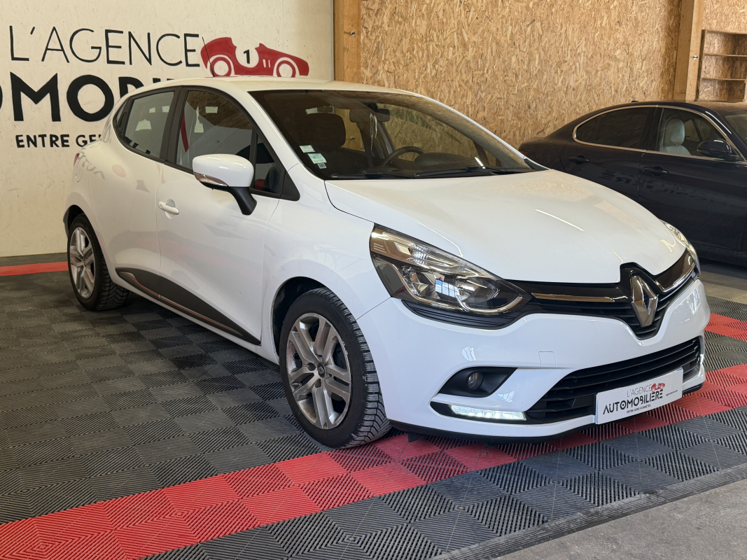 Renault Clio — 6
