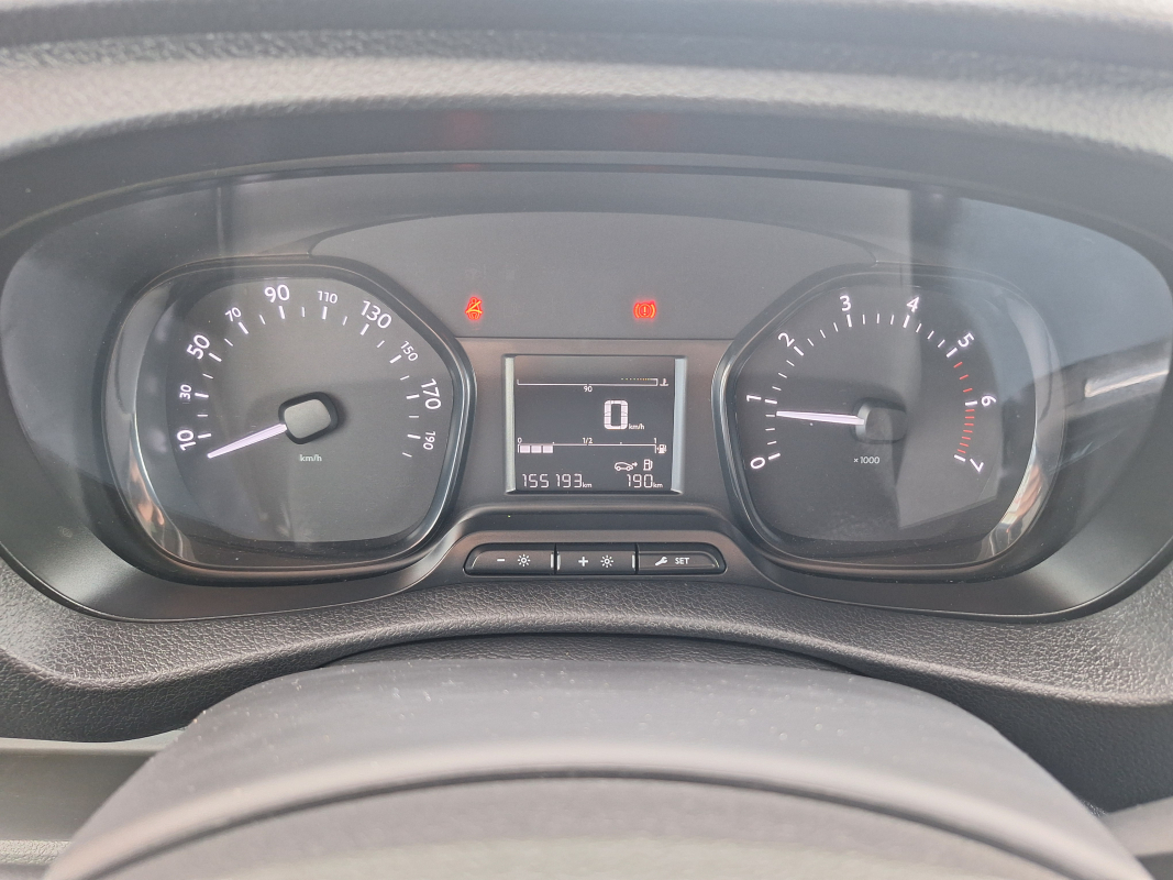 Peugeot Expert — 19