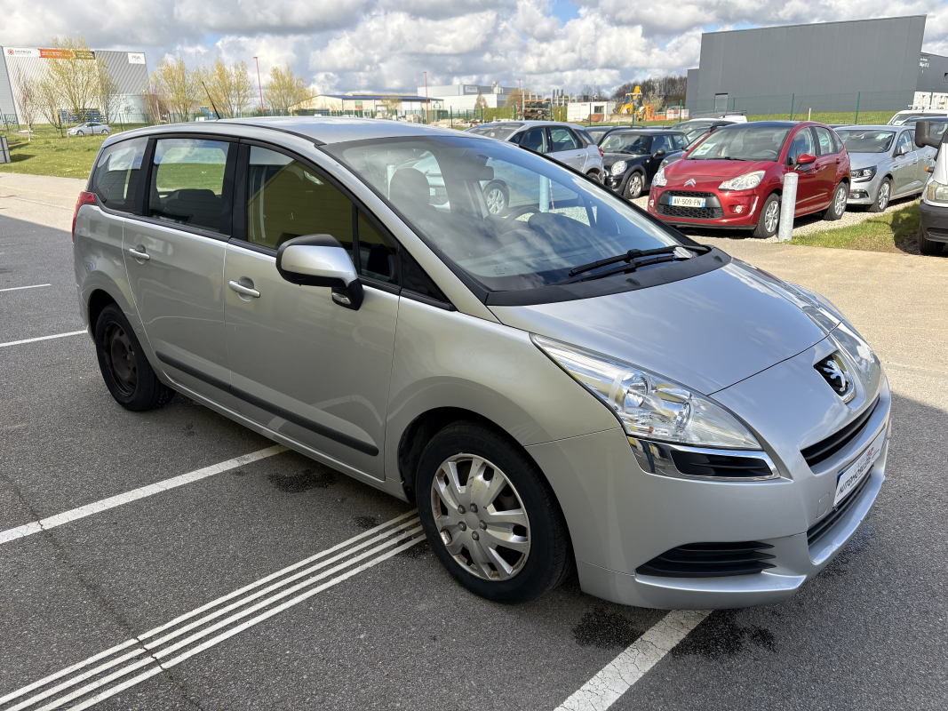 Peugeot 5008 — 4