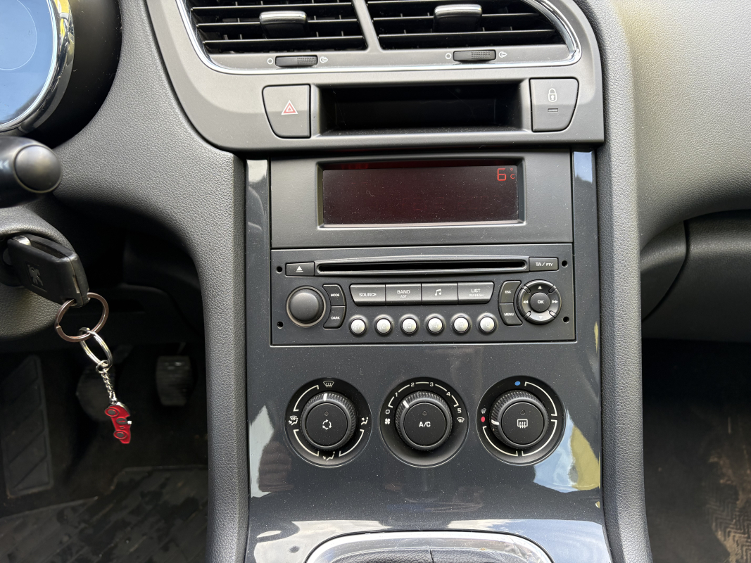 Peugeot 5008 — 17
