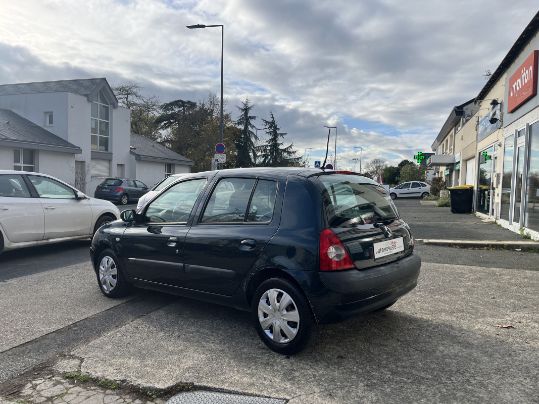 Renault Clio — 5