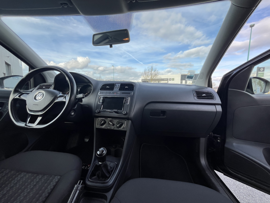 Volkswagen Polo — 7