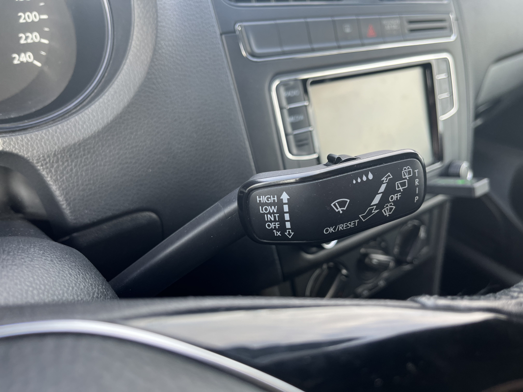 Volkswagen Polo — 11
