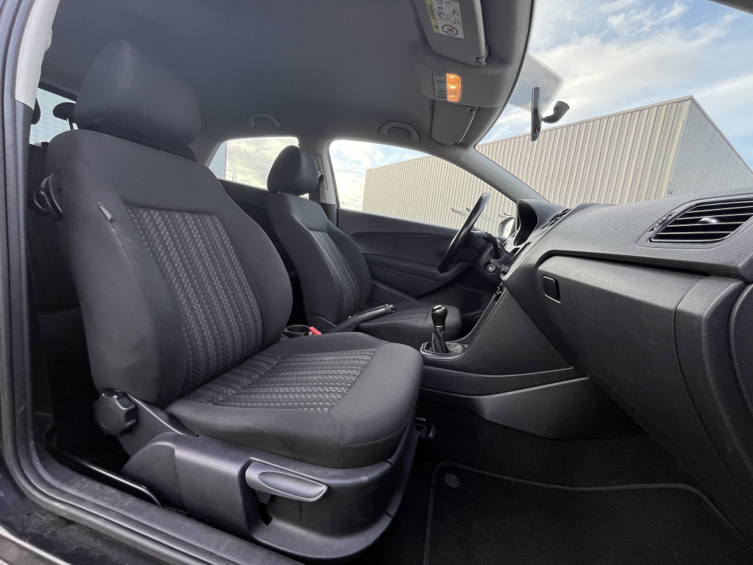 Volkswagen Polo — 13