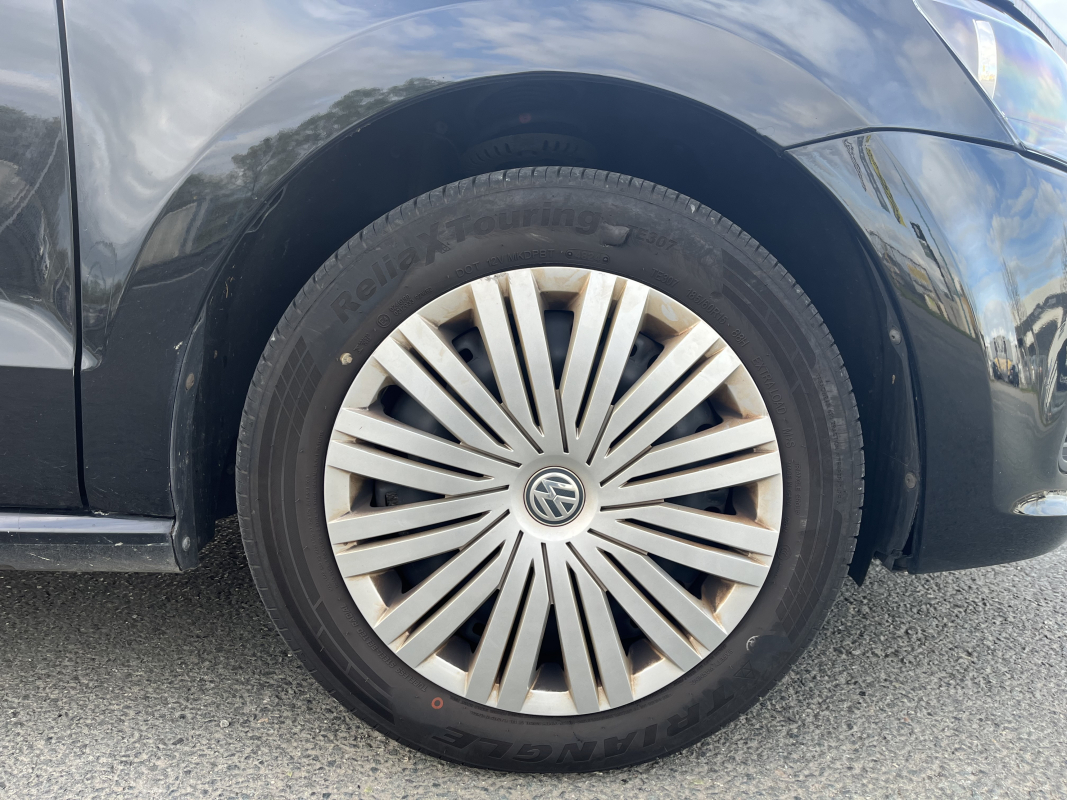 Volkswagen Polo — 25