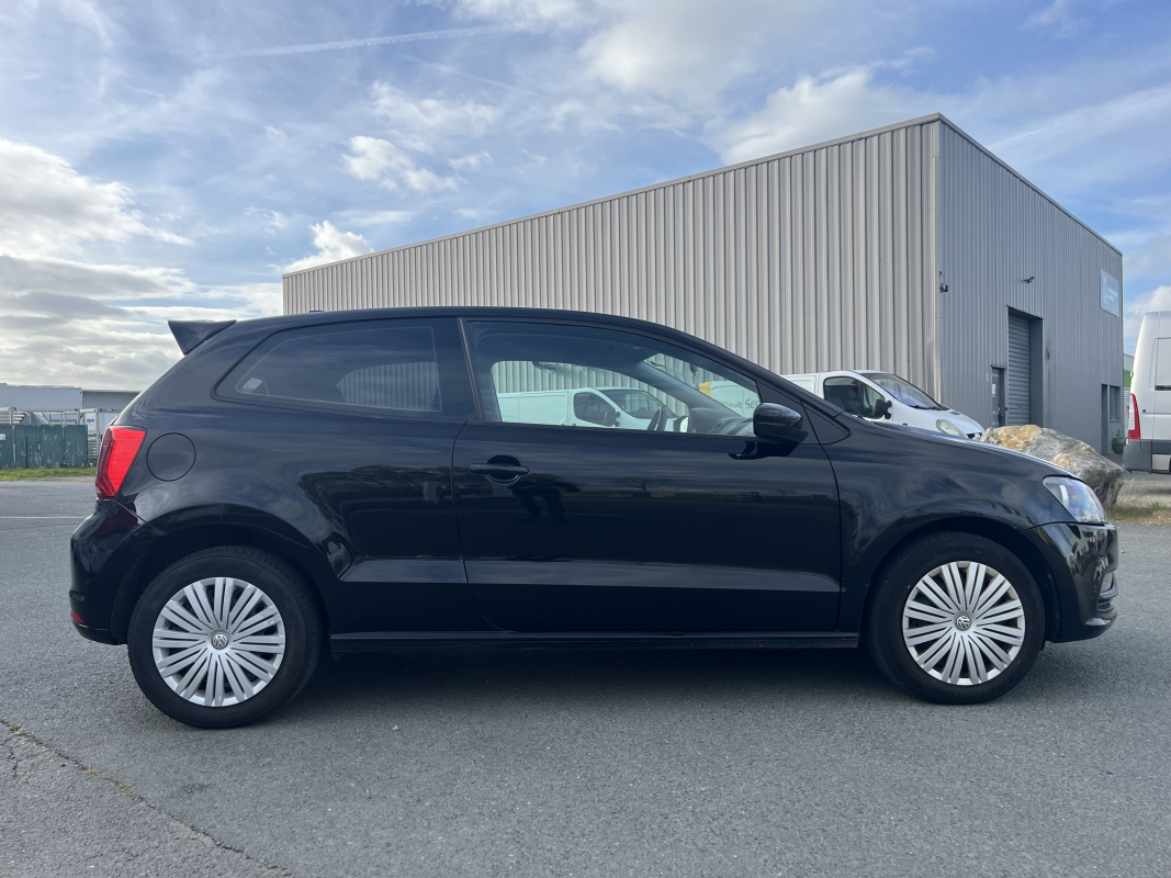 Volkswagen Polo — 30
