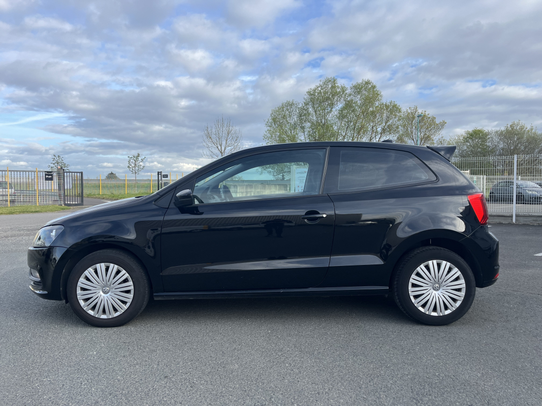 Volkswagen Polo — 33