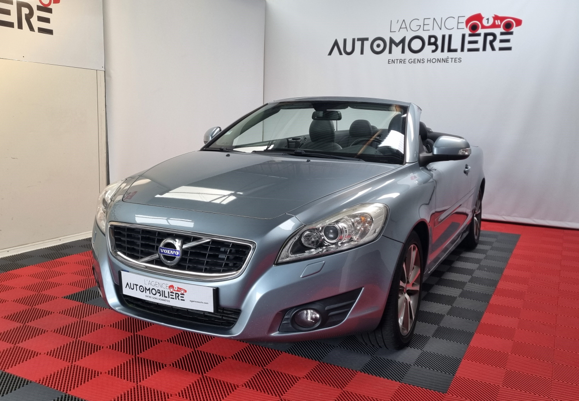 Volvo C70 — 40