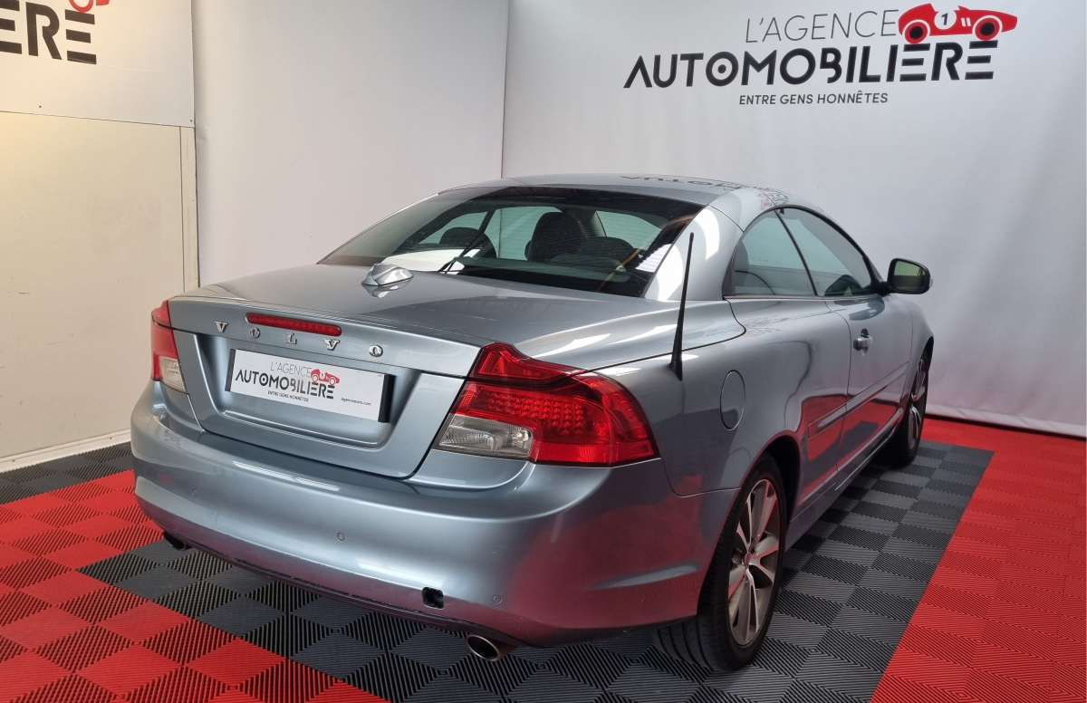 Volvo C70 — 9