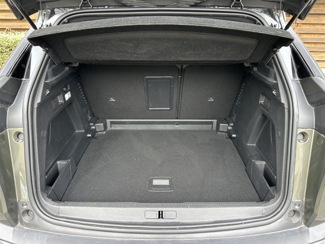 Peugeot 3008 — 13