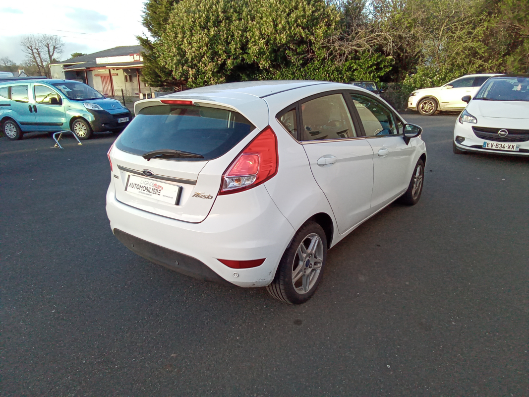 Ford Fiesta — 5