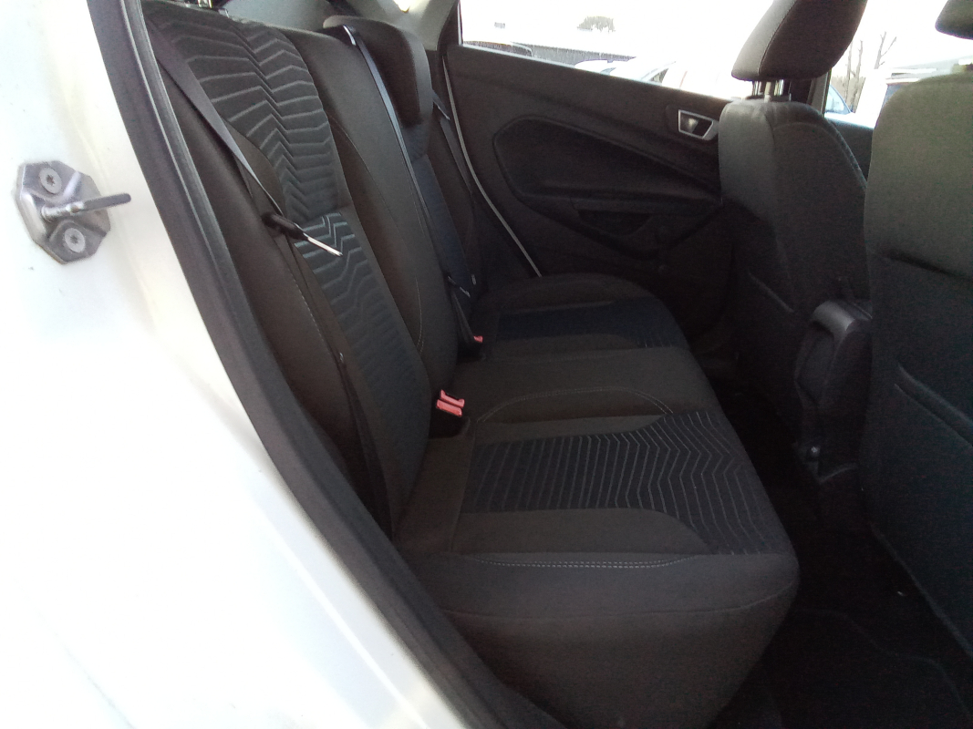 Ford Fiesta — 16