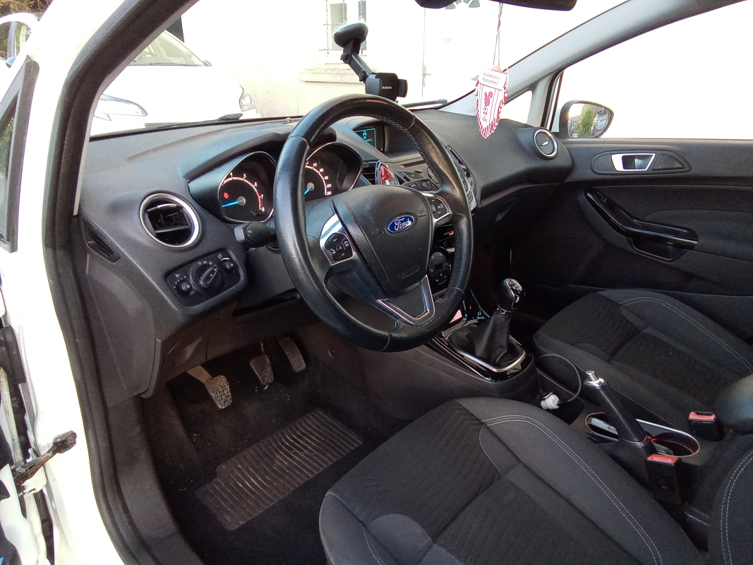 Ford Fiesta — 8