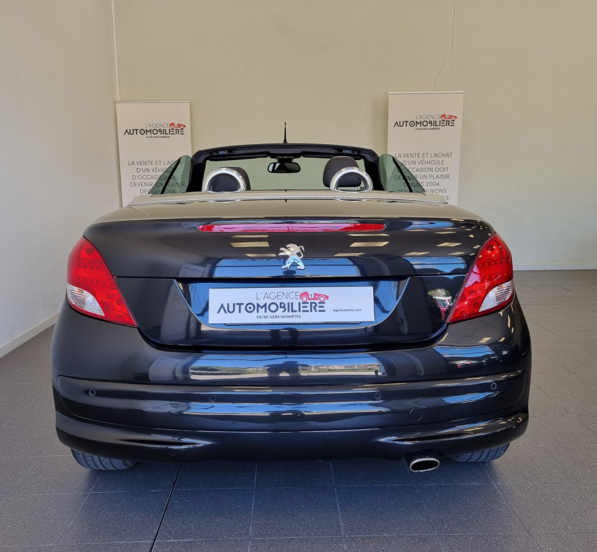 Peugeot 207 — 7