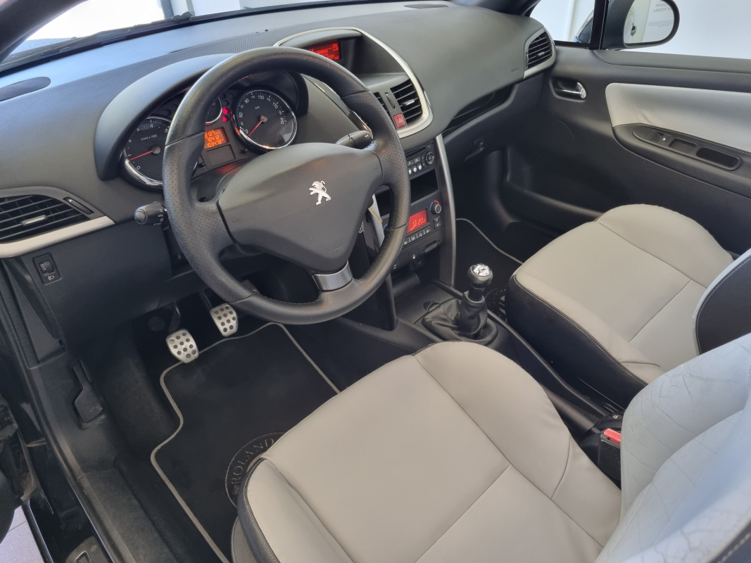 Peugeot 207 — 13