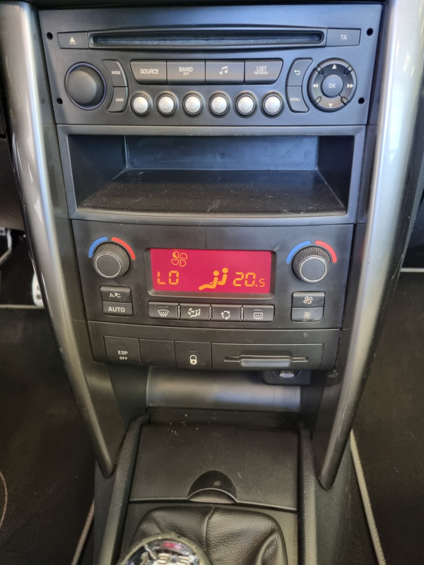 Peugeot 207 — 23
