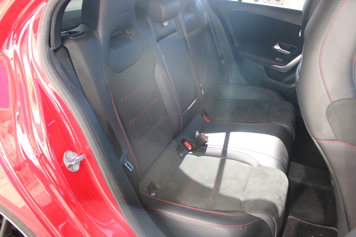 Mercedes Classe A — 14