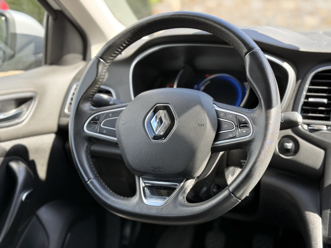 Renault MEGANE IV — 16