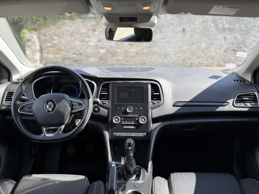 Renault MEGANE IV — 14