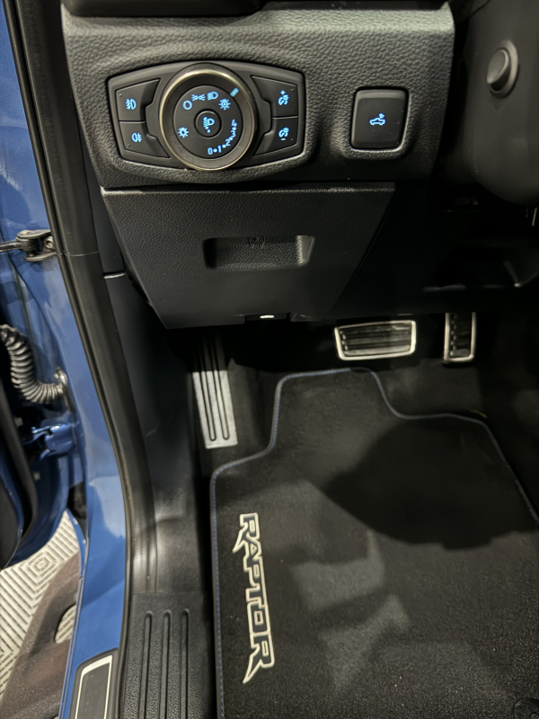 Ford Ranger — 36