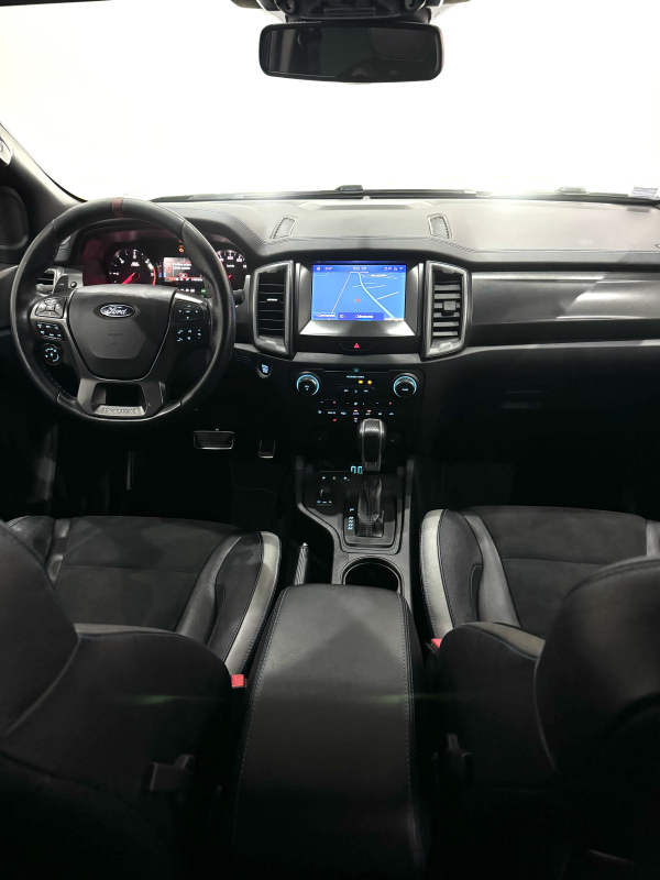 Ford Ranger — 11
